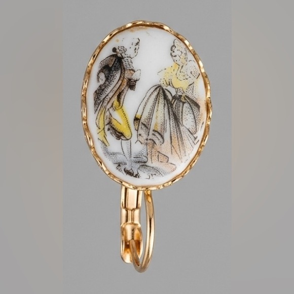 Vintage Fragonard Style Porcelain Courting Couple Clip-On Earrings - Picture 2 of 7